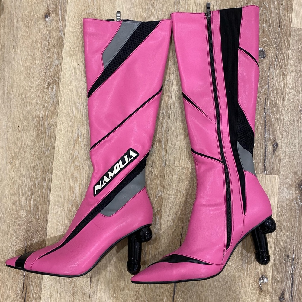 Namilia pink dick boots